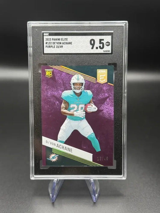 2023 Panini Elite De’Von Achane Purple #132 SGC 9.5 RC 15/49 Dolphins 