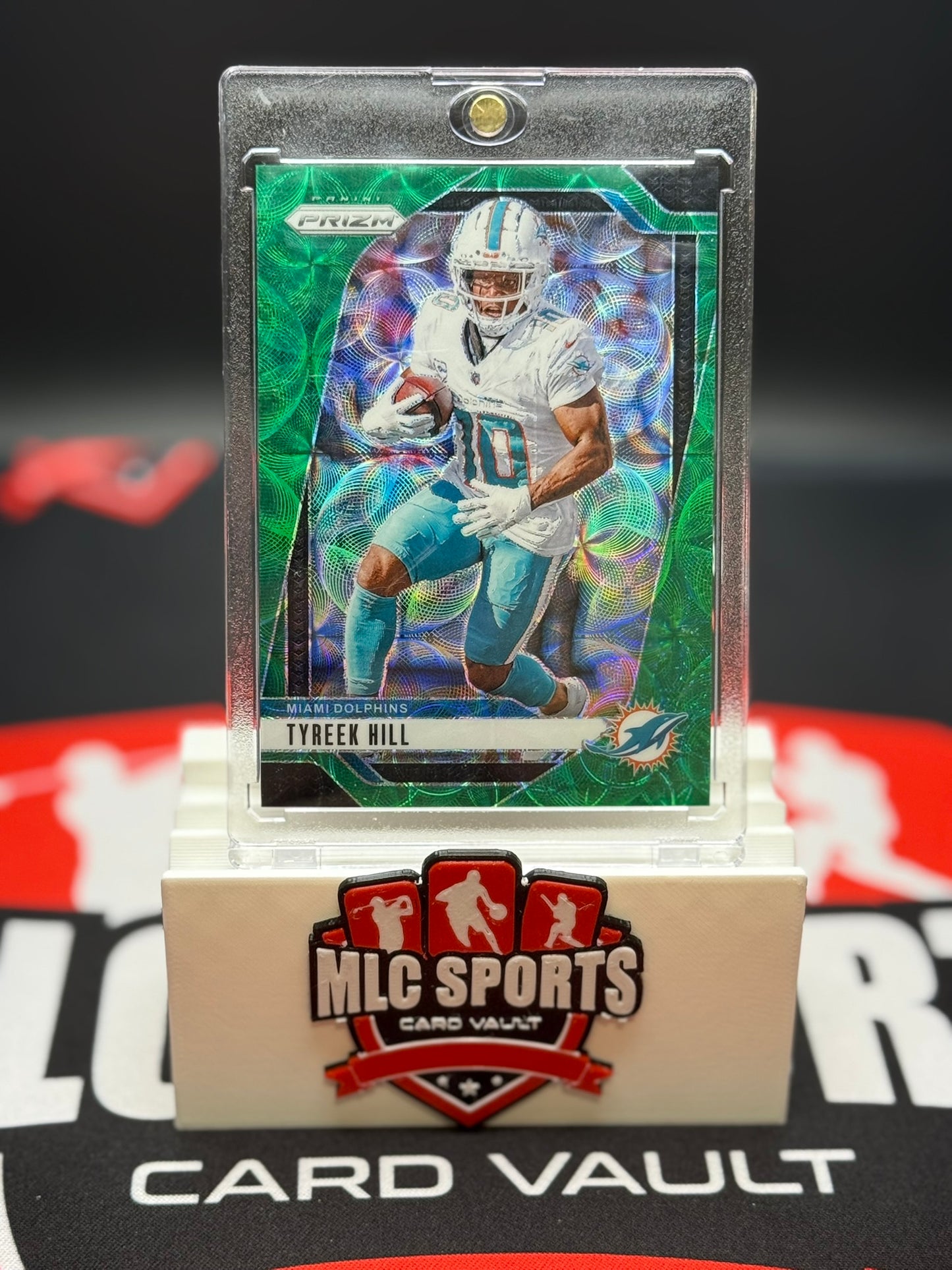 2024 Panini Prizm Tyreek Hill Green Wave /75 Dolphins